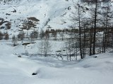 45-en desndant des aiguilles d'arves ... attention a la riviere
